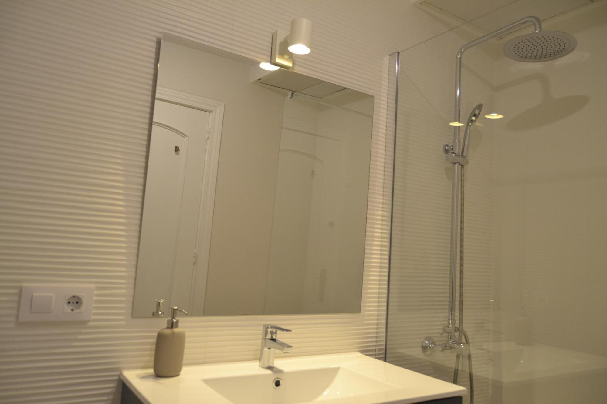G&h - Pie De Rey Apartament *